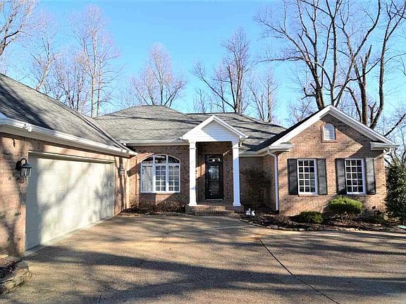 2nd image of 3 Hilltop Dr