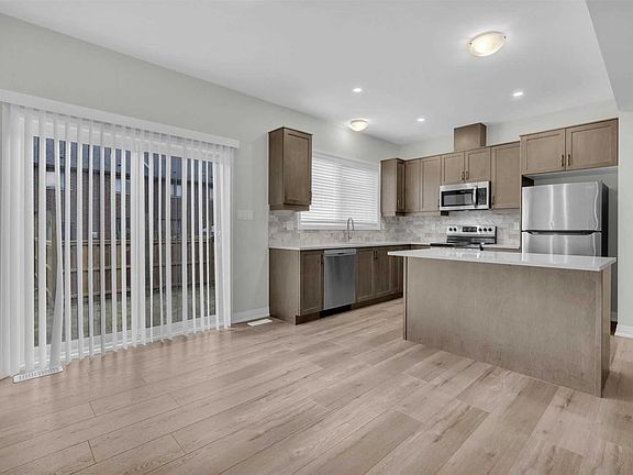 2nd image of 26 Jayla Ln