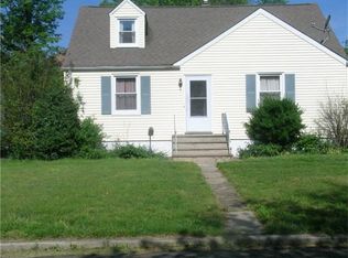 11 Carpenter Pl, Metuchen, NJ