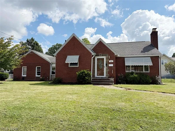 706 Broad Ave NW, Canton, OH 44708