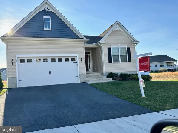 947 Robinson Rd, Townsend, DE 19734