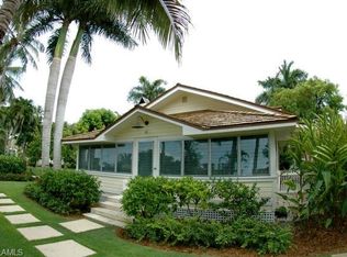 44 11th Ave S, Naples, FL 34102