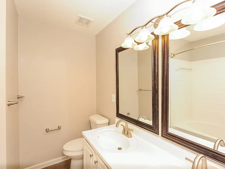10900 Wittenridge Dr #E2 — Photo 11