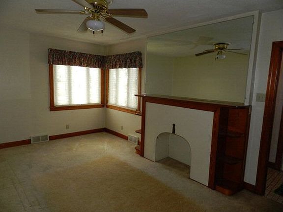 2nd image of 560 Olney Ave