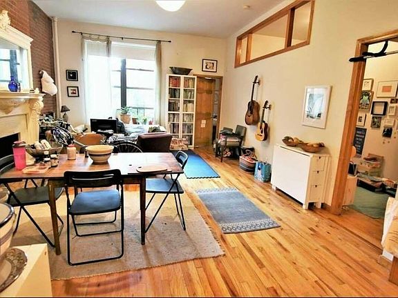2nd image of 318 W 105th St #3BA