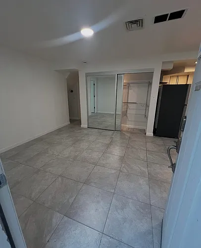 47 Lasalle Dr #1 Photo 1