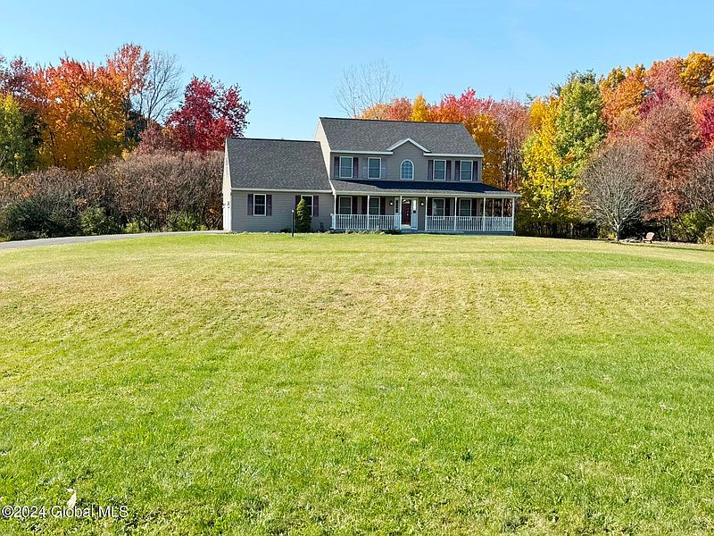3rd image of 5 Beverly Drive