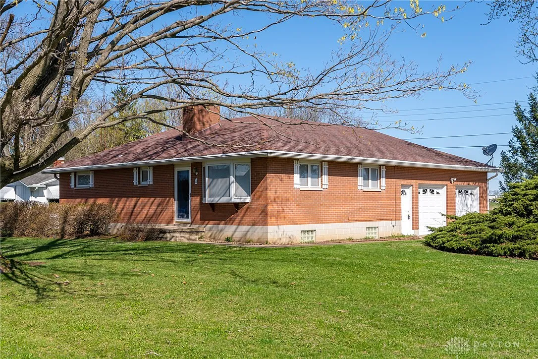 11 Greeneview Dr photo 1