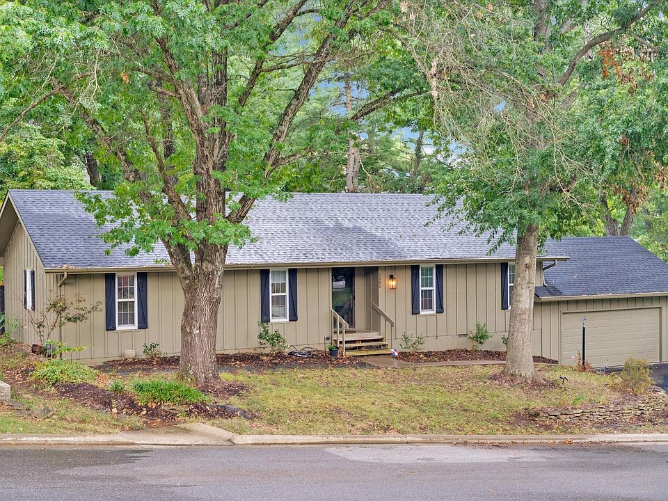 1st image of 1200 E Summerhill Street