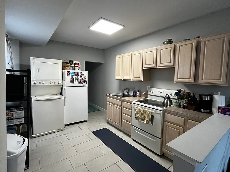 470 Gerhard St #2 — Photo 6