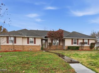 1314 Patrick Pl, Carthage, MO 64836