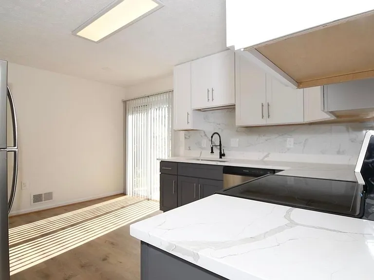 13246 Bayberry Dr — Photo 11