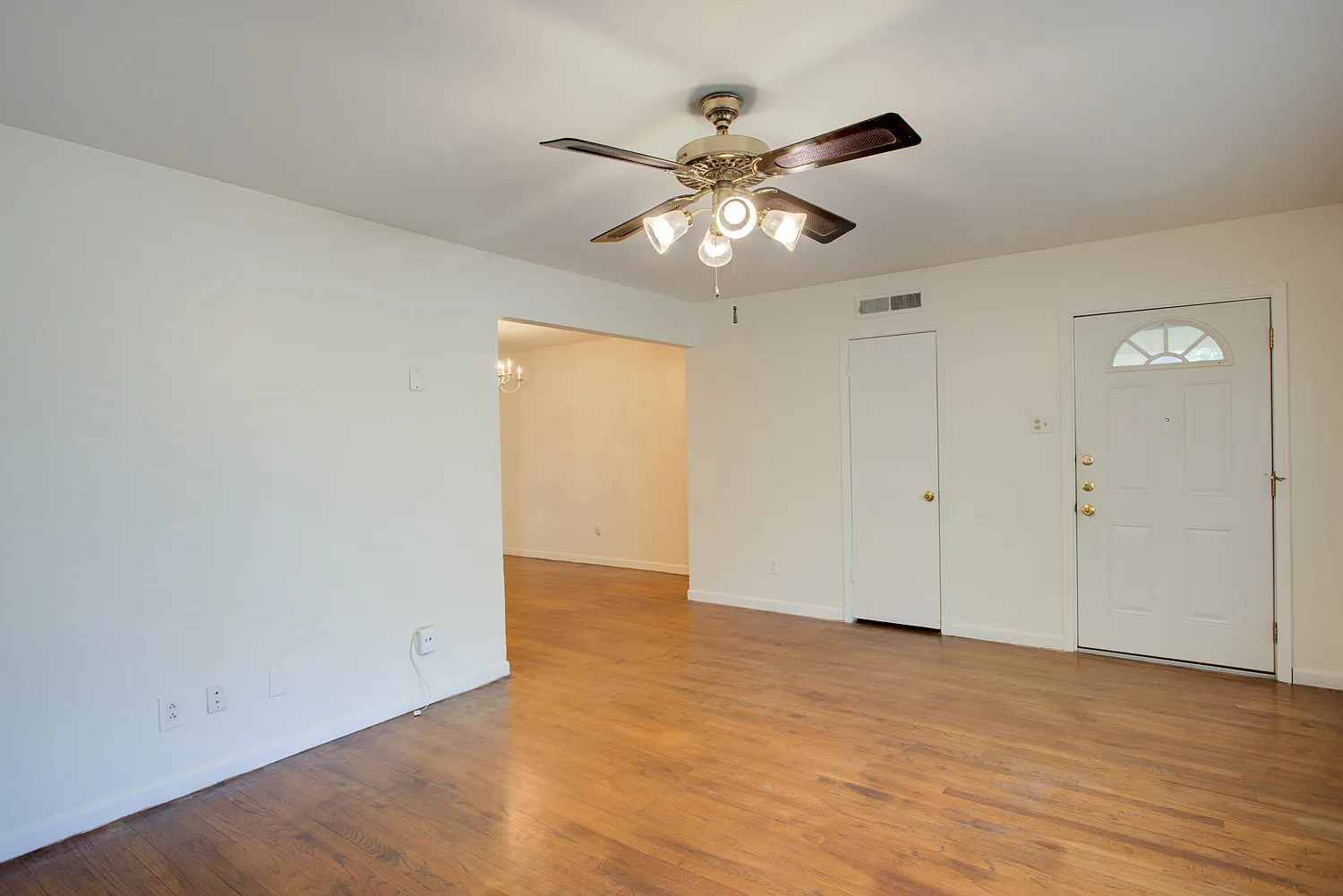 2 bed, 1100 sqft, $1,875 — Photo 3