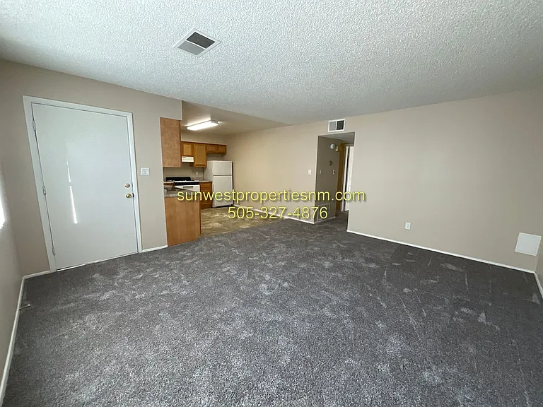 2203 N Tucker Ave — Photo 3