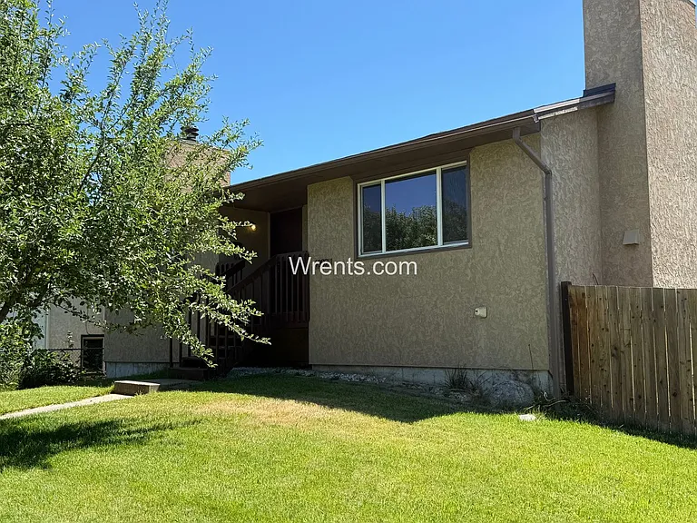 1004 E Joseph Ave — Photo 15