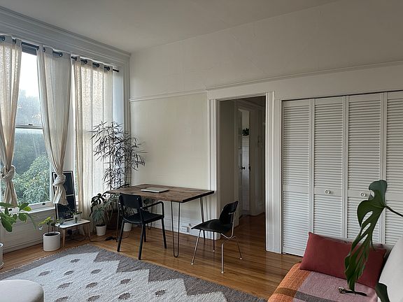 5th image of 2186 California St #24