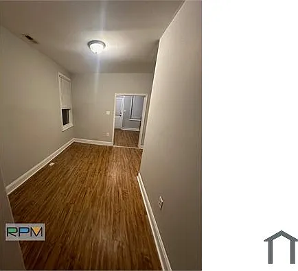3 bed, $1,900 — Photo 3