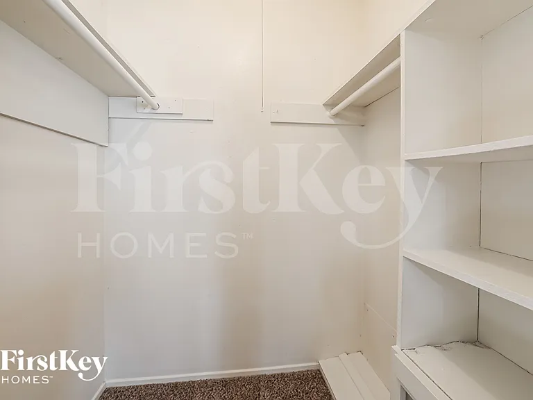 4426 Adonis Dr — Photo 13