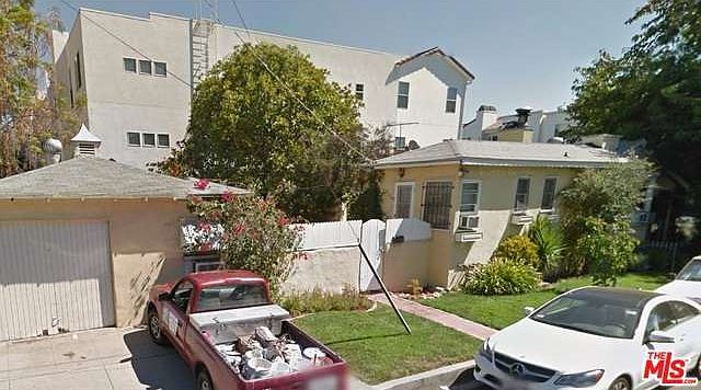 2nd image of 10657 Woodbridge St
