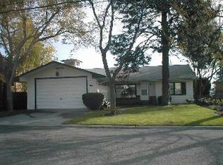 1017 S Buena Vista Dr, Spokane, WA 99224