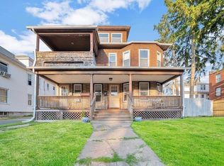 130-132 Waldo St, Holyoke, MA 01040