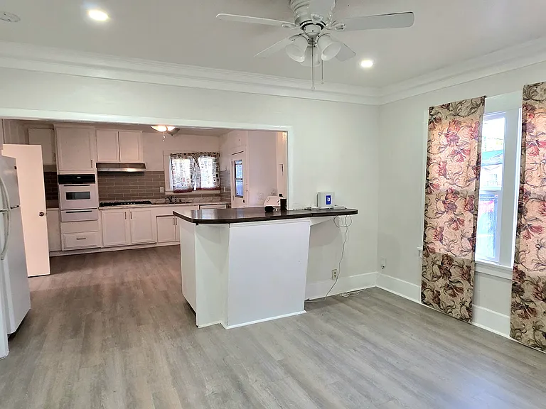 1141 W Gage Ave — Photo 16