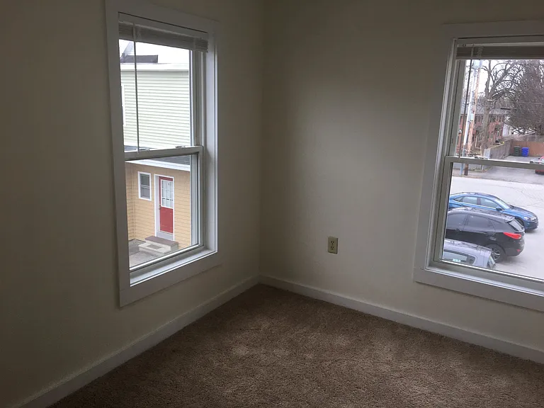 82 3rd St #2E — Photo 20