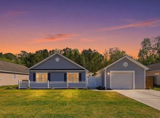 611 Savannah River Dr, Summerville, SC 29485