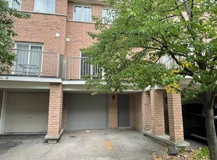 23 Observatory Ln #10, Richmond Hill, ON L4C 0M7