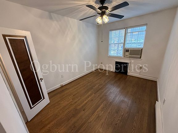 4th image of 1306-1318 Glade St #1318-42