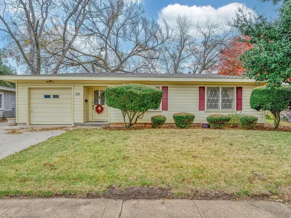 136 Bowie St, Mc Gregor, TX 76657