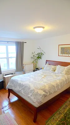 Rented by RES New York | media 6