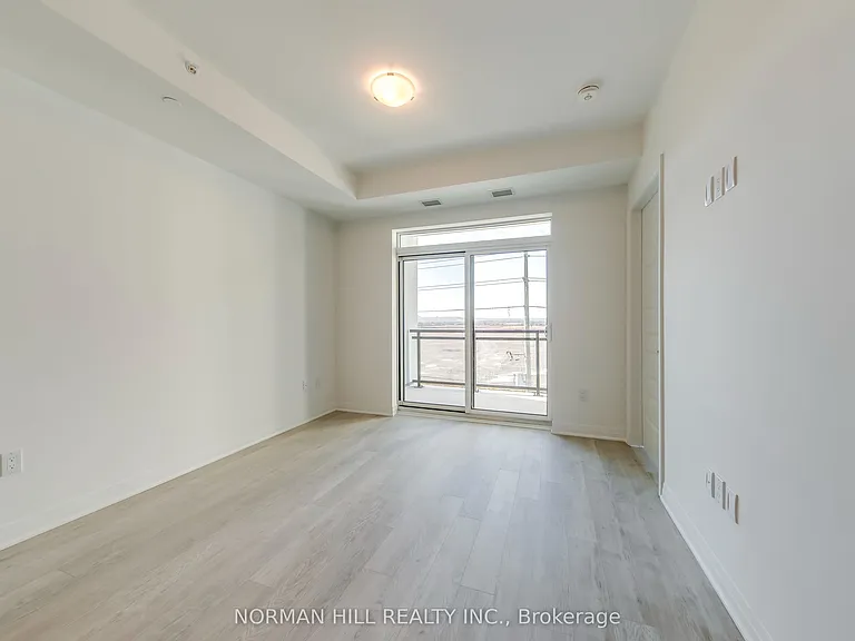 490 Gordon Krantz Ave #422 — Photo 6