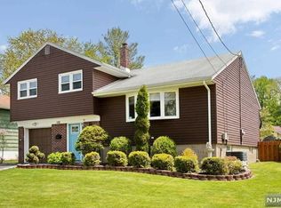 133 Sunset St, Dumont, NJ 07628