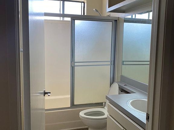 4th image of 1236 21st St #5