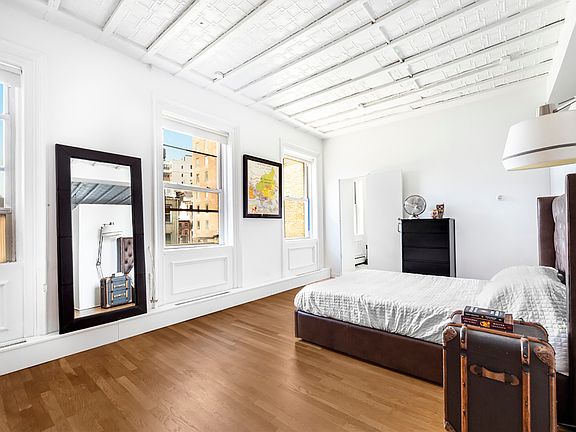 4th image of 205 Mulberry St #4S