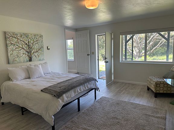3rd image of 459 Adobe Rd