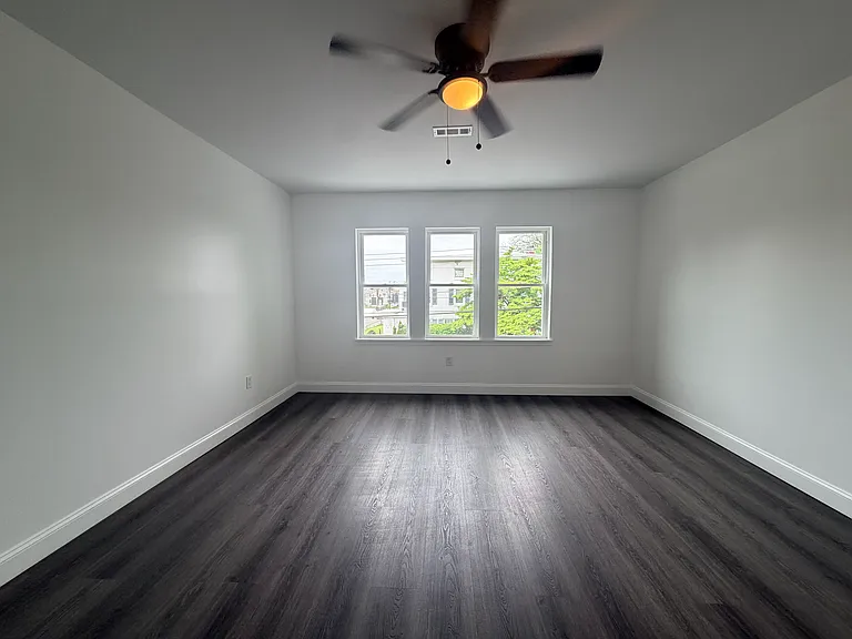 4124 Decatur St #2 — Photo 4