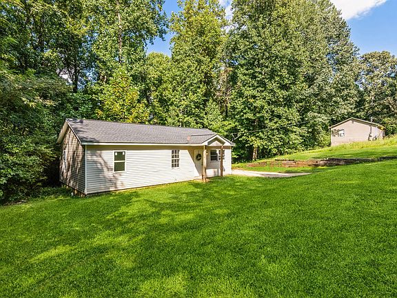 3rd image of 4191 Belvedere Cir