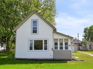 251 N Snowden St, Andrews, IN 46702