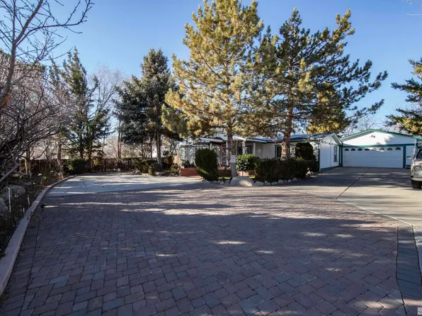 5575 Paullo Ln, Sun Valley, NV 89433