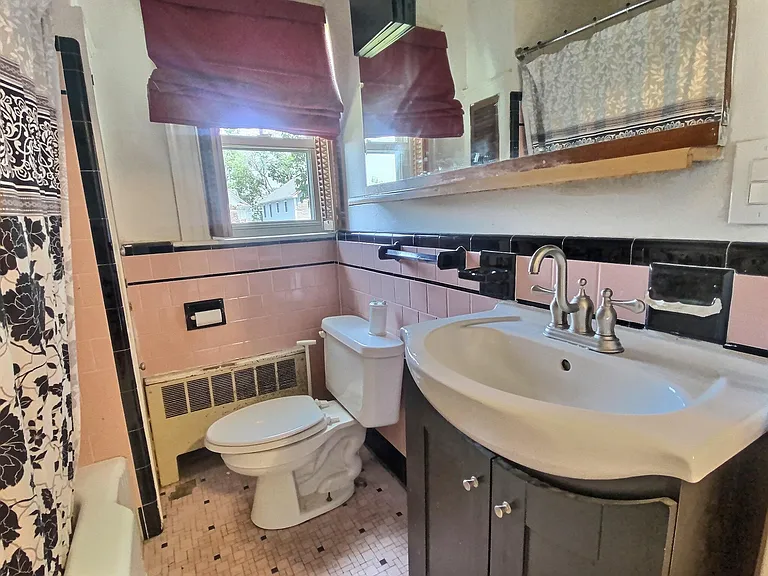 193 Rutherglen Ave #1 — Photo 9