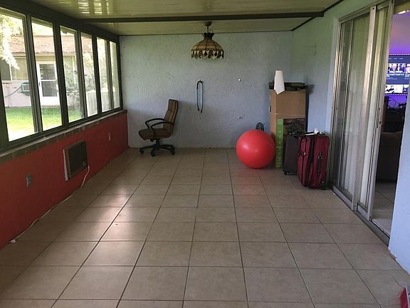 3rd image of 4726 Gifford Blvd