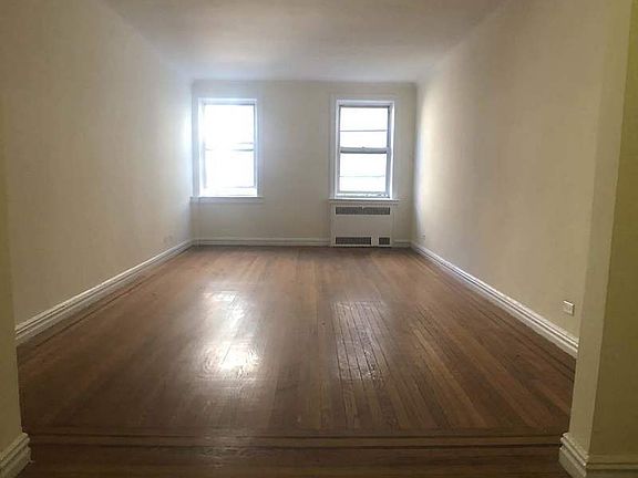 5th image of 10719 70th Ave APT 305