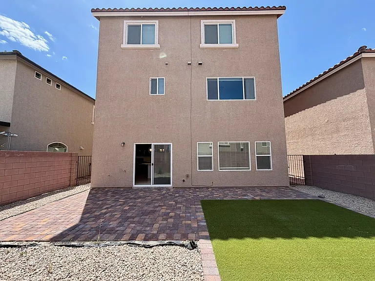 7748 Pacific Dunes St — Photo 65