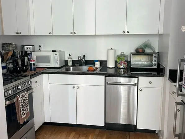 85 Avenue A image 1 of 13