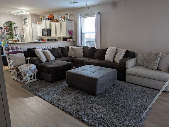 Living room looking to the kitchen