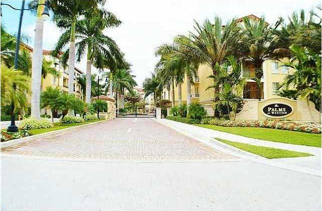 1st image of 16102 Emerald Estates Dr APT 229