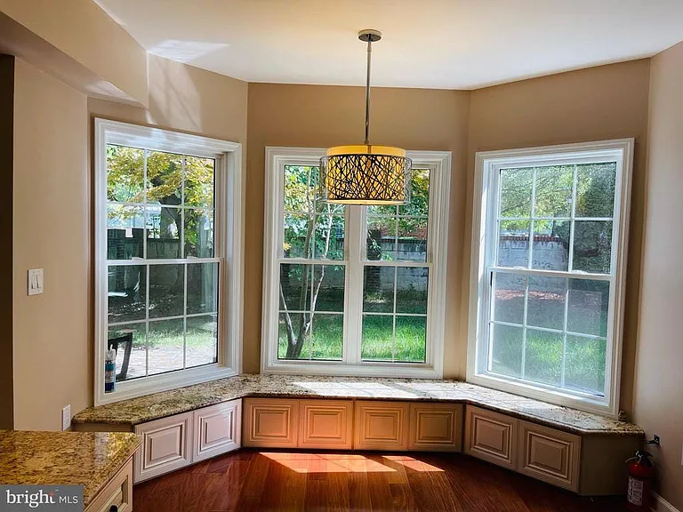 1 Cromwell Ct — Photo 13