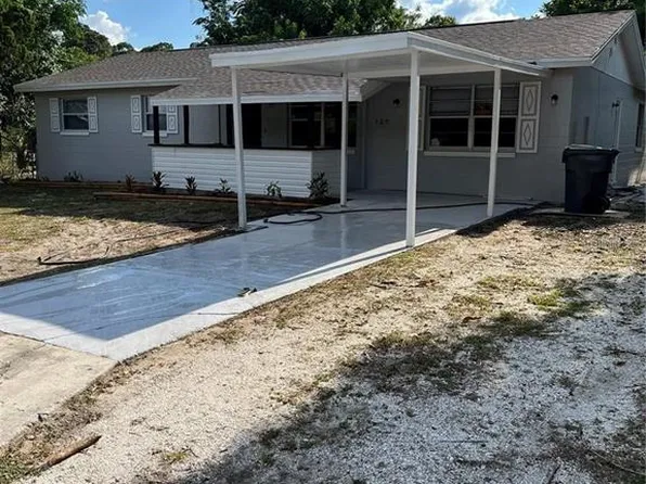 125 Edgewater Dr, Winter Haven, FL 33881